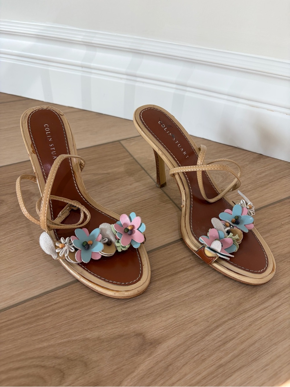 Colin Stuart Heeled Floral Appliqué Ankle Strap Sandals Size 7 - Picture 6 of 11